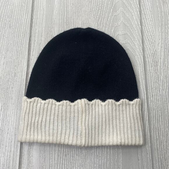 Kate Spade Women's Black & White Color Block Scalloped Knit Winter Hat One Size - Picture 5 of 5
